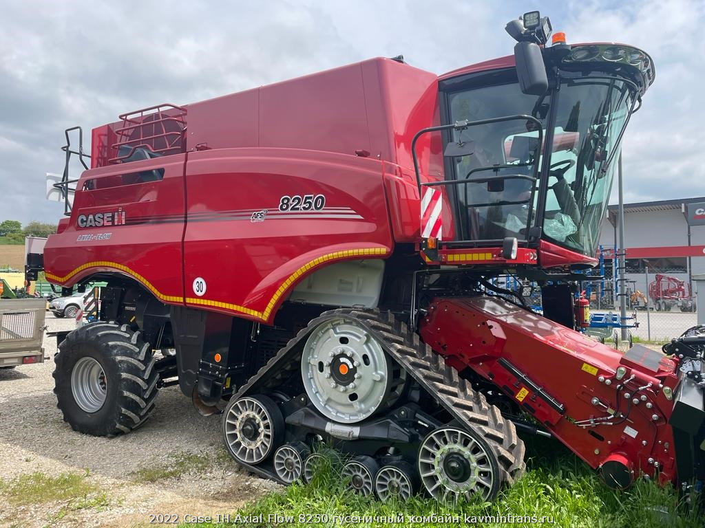 купить 2022 Case IH Axial Flow 8250 гусеничный комбайн MacDon FD230 9.1 жатка