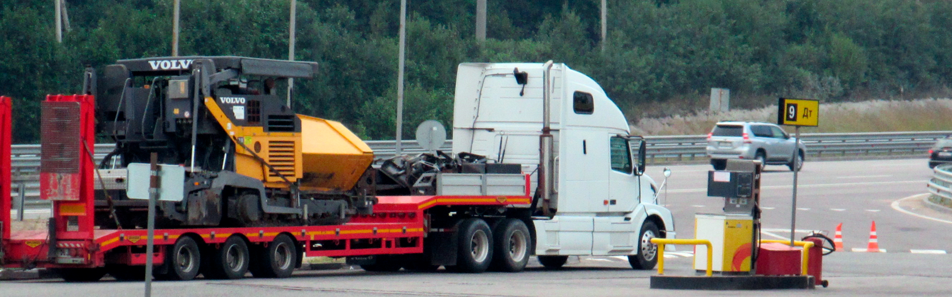 CRANE TO TRAIN, WE DO EVERYTHING